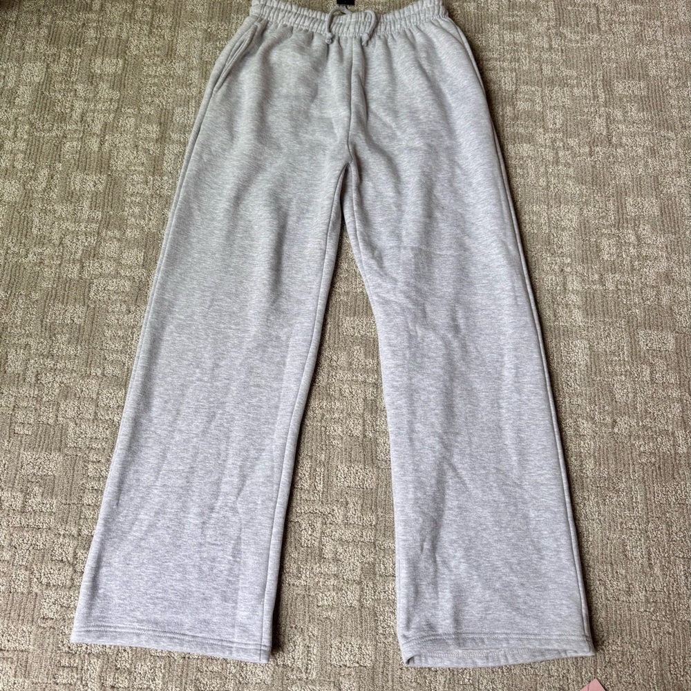 PrettyLittleThing Light Gray Wide Leg Pants